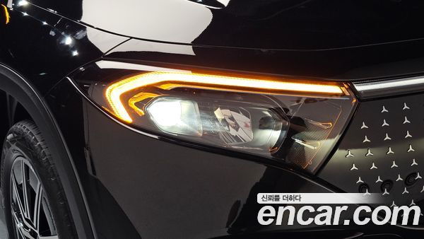 Mercedes-Benz EQB 2025, фото 7