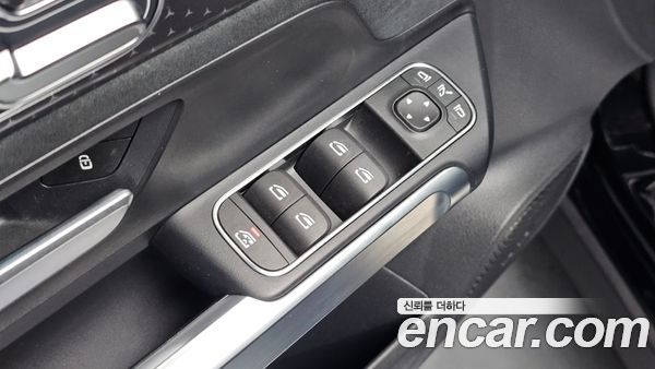 Mercedes-Benz EQB 2025, фото 28