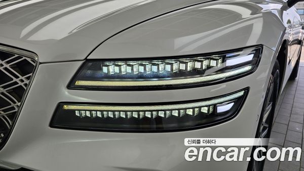 Genesis G80 2025, фото 8
