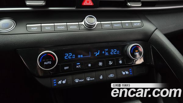 Hyundai Elantra 2021, фото 31