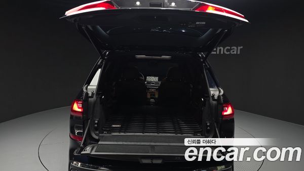 BMW X7 2021, фото 25