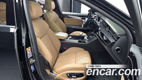 Audi A8 2021, фото 16