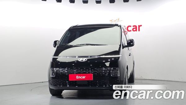 Hyundai Staria 2025, фото 3