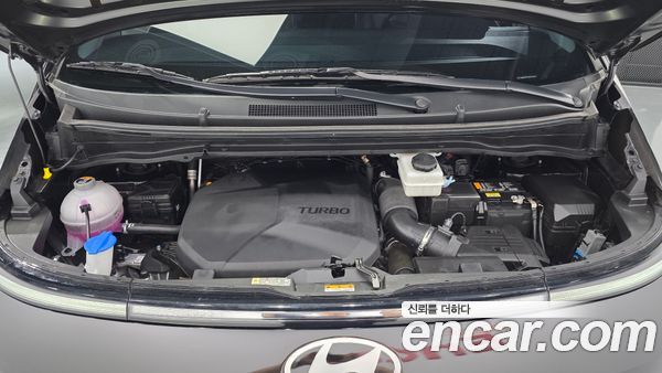 Hyundai Staria 2025, фото 6