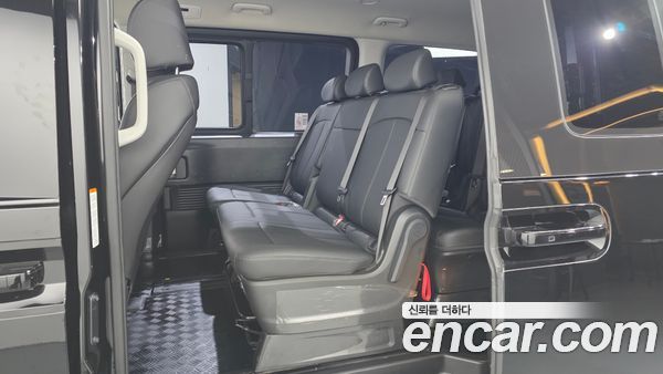 Hyundai Staria 2025, фото 11