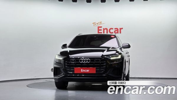 Audi Q8 2023, фото 3