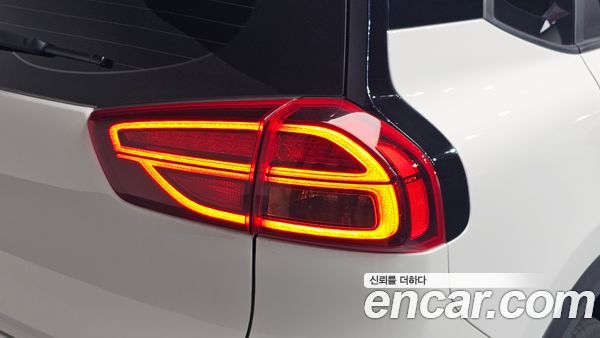 Kia Niro 2023, фото 8