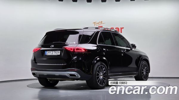 Mercedes-Benz GLE 2023, фото 2