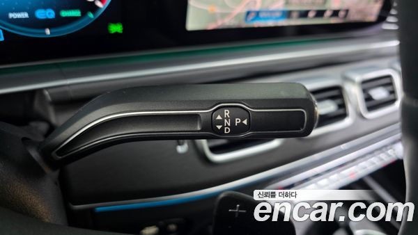 Mercedes-Benz GLE 2023, фото 12