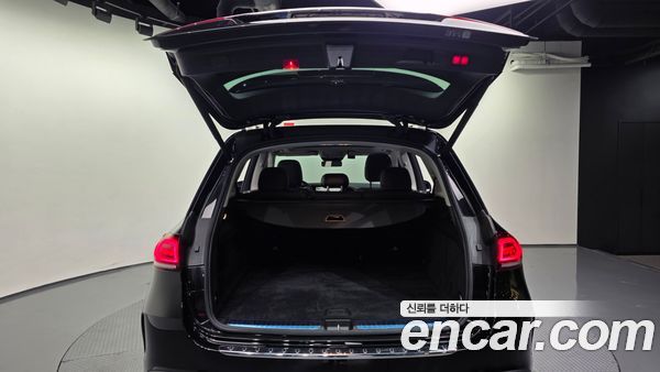 Mercedes-Benz GLE 2023, фото 26