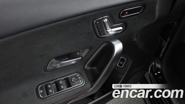 Mercedes-Benz A-Class 2020, фото 26