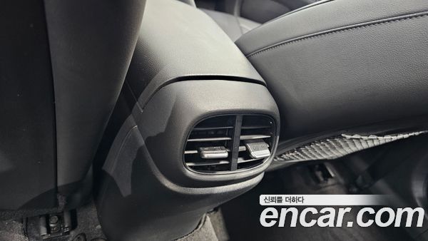 Hyundai Elantra 2023, фото 31
