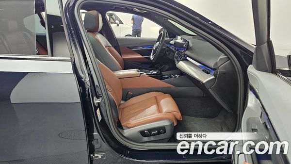 BMW i5 2024, фото 16