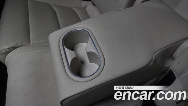 Genesis GV70 2022, фото 30
