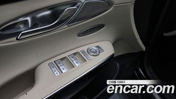 Genesis GV70 2022, фото 31