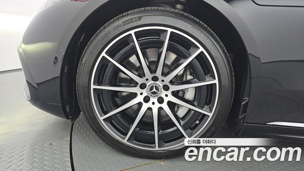 Mercedes-Benz EQS 2023, фото 5