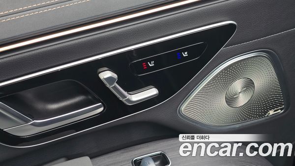 Mercedes-Benz EQS 2023, фото 29