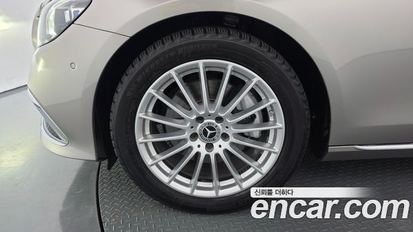 Mercedes-Benz E-Class 2021, фото 5