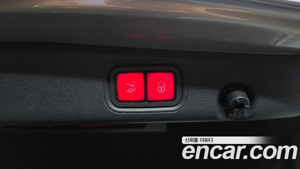 Mercedes-Benz E-Class 2021, фото 26