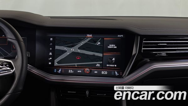 Volkswagen Touareg 2023, фото 20