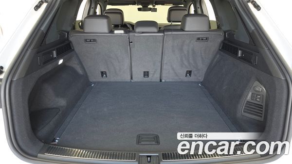 Volkswagen Touareg 2023, фото 26