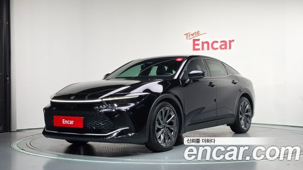 Toyota Crown 2023
