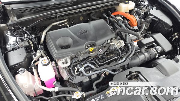 Toyota Crown 2023, фото 6