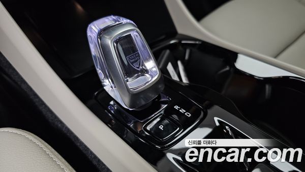 Volvo XC40 2026, фото 12