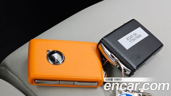 Volvo XC40 2026, фото 32