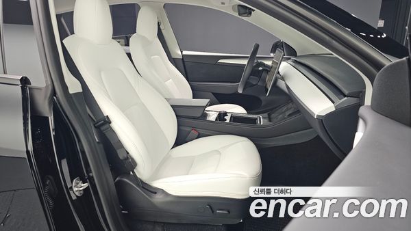 Tesla Model Y 2023, фото 15