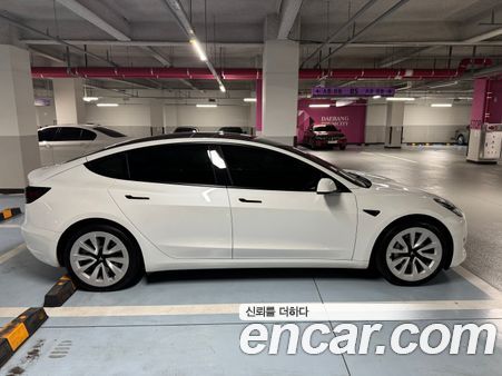 Tesla Model 3 2022, фото 9