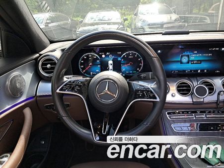 Mercedes-Benz E-Class 2021, фото 14