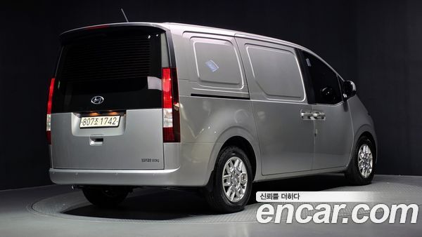 Hyundai Staria 2022, фото 2