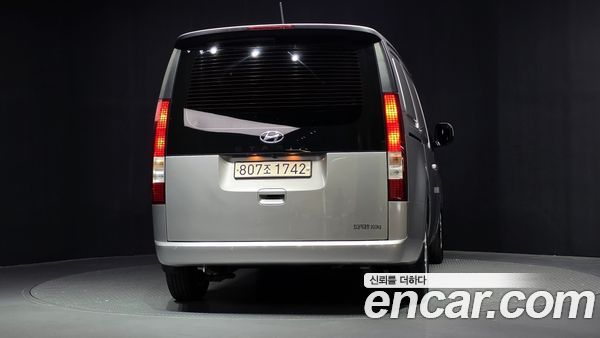 Hyundai Staria 2022, фото 4