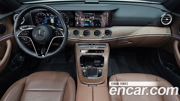 Mercedes-Benz E-Class 2022, фото 10
