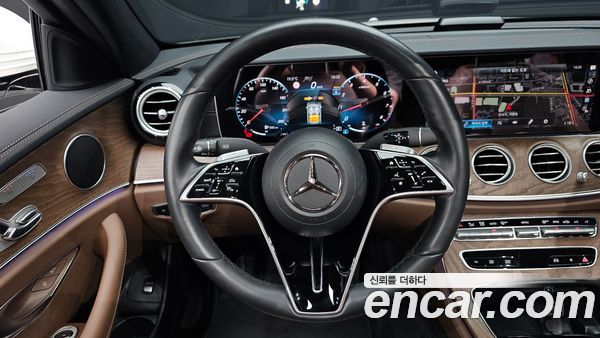 Mercedes-Benz E-Class 2022, фото 19