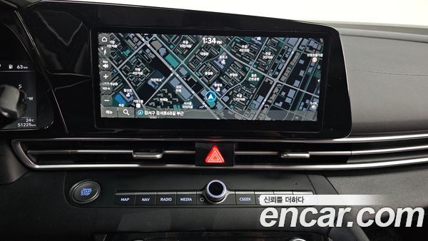 Hyundai Elantra 2022, фото 19