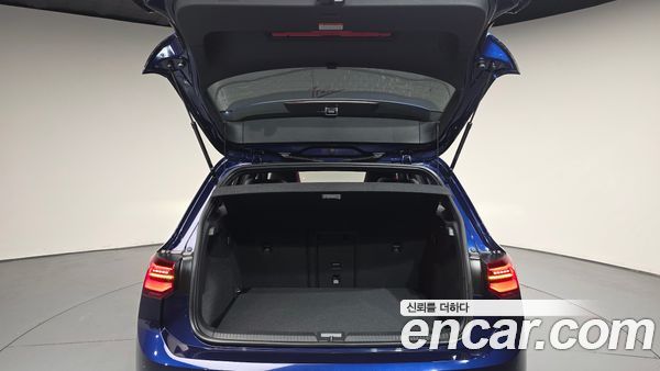 Volkswagen Golf 2024, фото 25