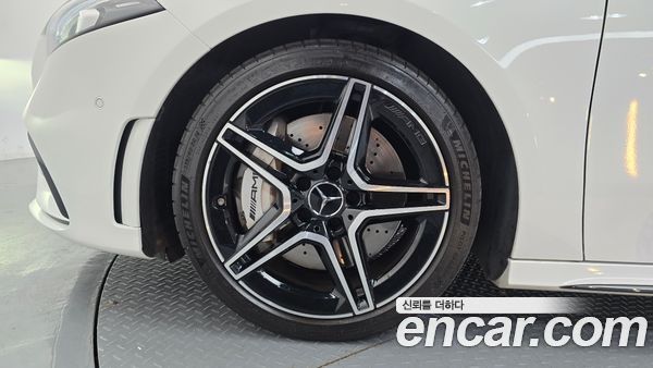 Mercedes-Benz A-Class 2023, фото 5