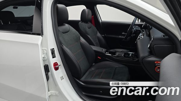 Mercedes-Benz A-Class 2023, фото 16