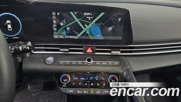 Hyundai Elantra 2023, фото 20