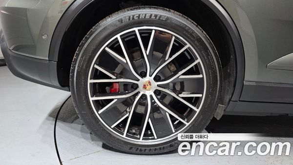 Porsche Macan 2025, фото 5