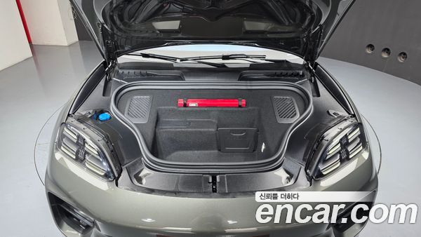 Porsche Macan 2025, фото 6