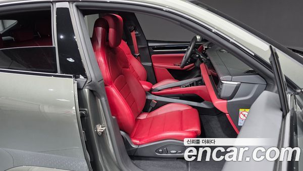 Porsche Macan 2025, фото 16