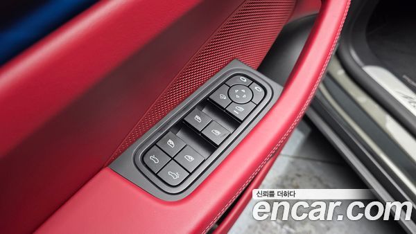 Porsche Macan 2025, фото 30