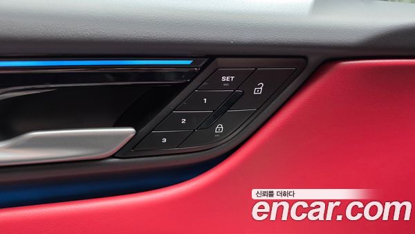 Porsche Macan 2025, фото 35