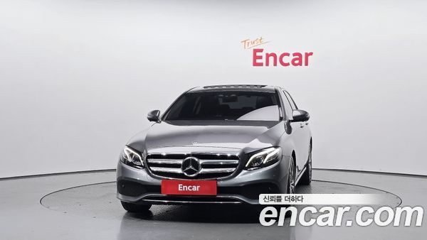 Mercedes-Benz E-Class 2020, фото 3