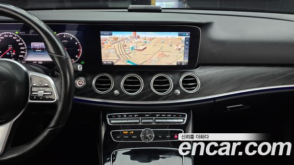Mercedes-Benz E-Class 2020, фото 19
