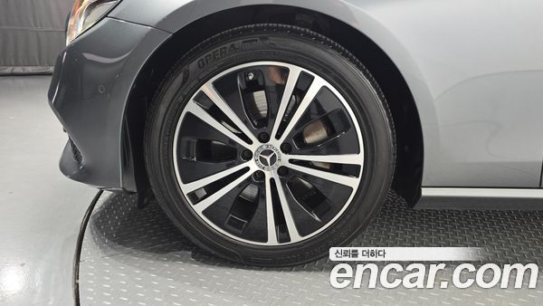 Mercedes-Benz E-Class 2020, фото 7