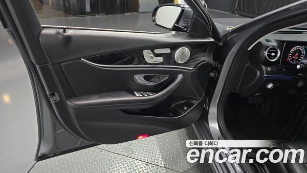 Mercedes-Benz E-Class 2020, фото 14